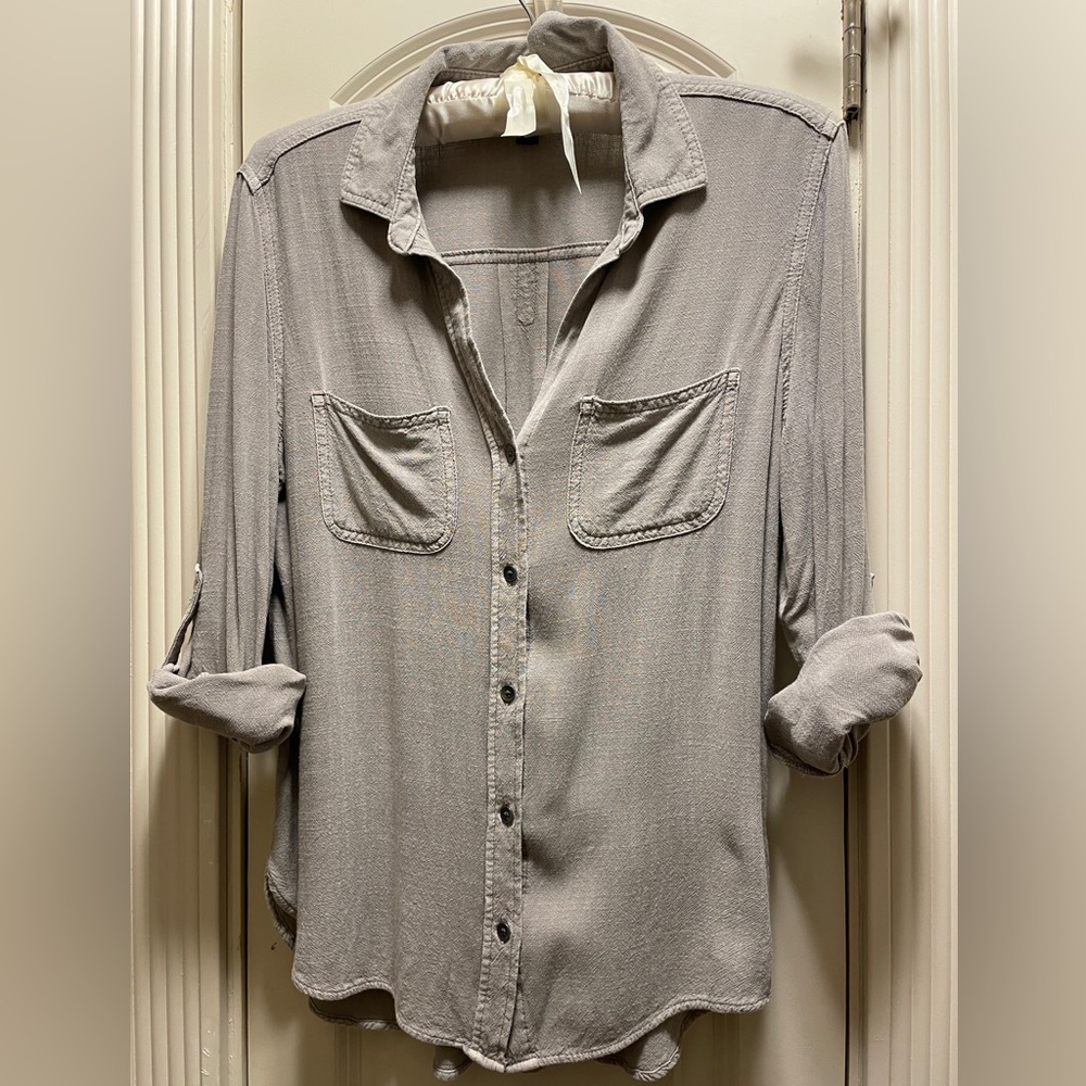 ROCK & REPUBLIC BLOUSE LIKE NEW